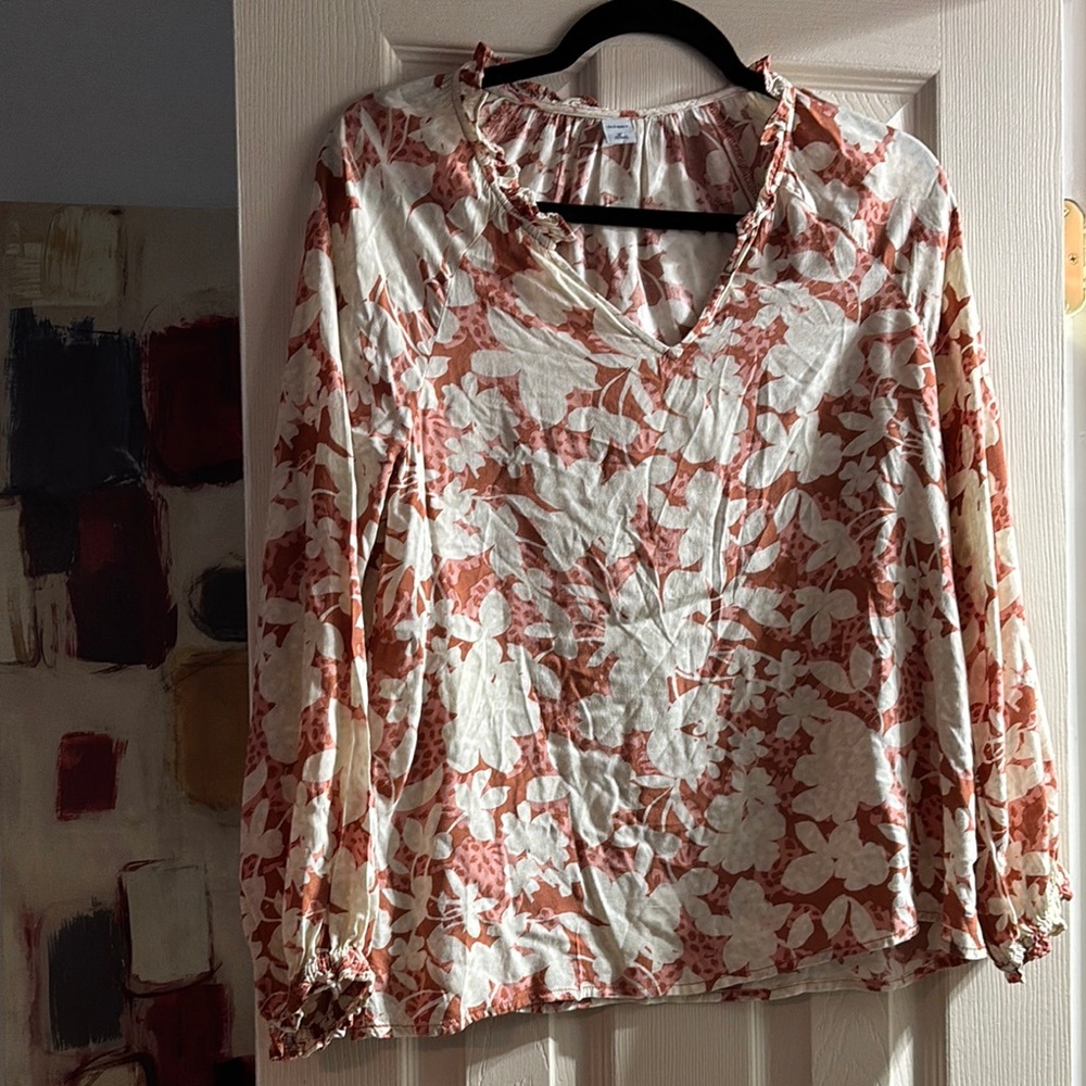 Old Navy Ruched Long Sleeve Blouse White Cream